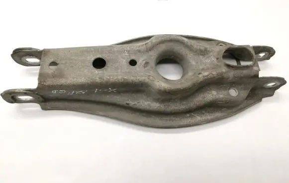 Rear upper control arm/wishbone