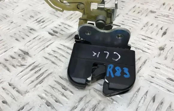 Mercedes-Benz CLK A209 C209 Seat back rest lock catch A2039200372