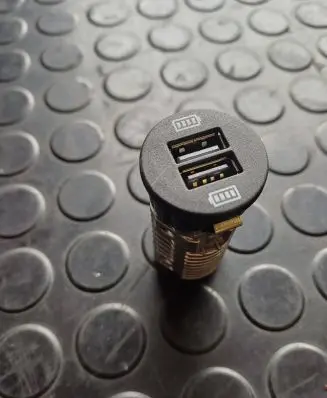 Porsche Cayenne (92A) USB socket connector 7P5035222 316075850587