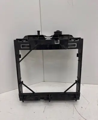 BMW 5 F10 F11 Coolant radiator 7805630