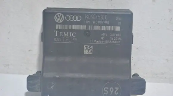 Volkswagen Golf V Gateway control module 1K0907530C