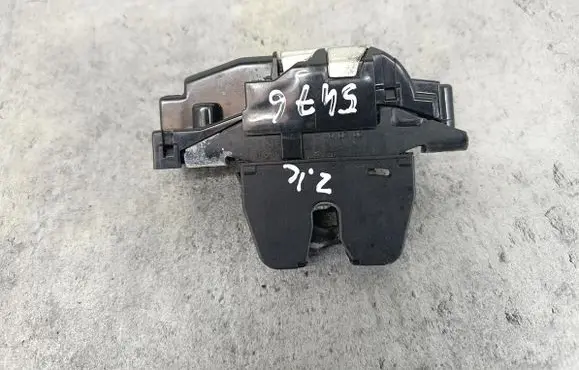 Peugeot 207 Tailgate lock latch 9660403980