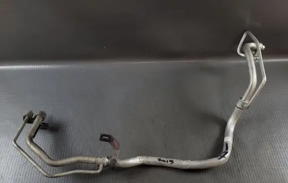 Air conditioning (A/C) pipe/hose