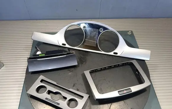 Volkswagen PASSAT CC Center console decorative trim 