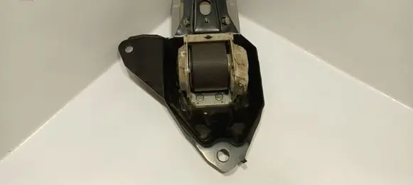 Toyota RAV 4 (XA30) Middle seatbelt (rear) G091801