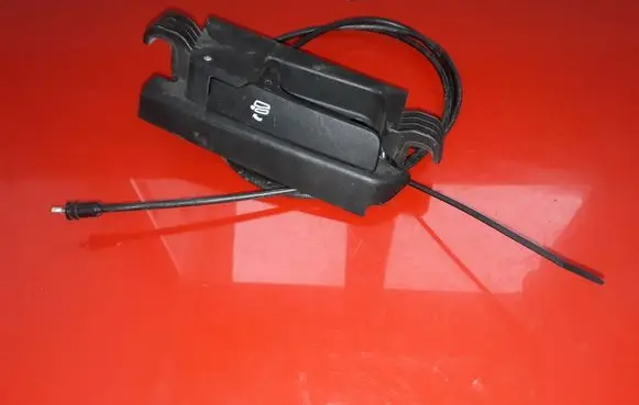 Volkswagen PASSAT B7 Seat adjustment handle 3AE885592