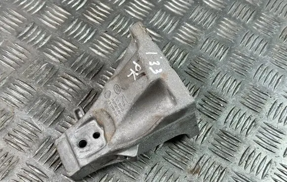 Jaguar F-Pace Engine mounting bracket L8A26061BA