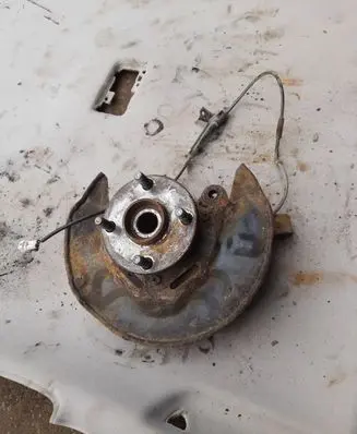 Toyota Corolla E120 E130 Front wheel hub spindle knuckle