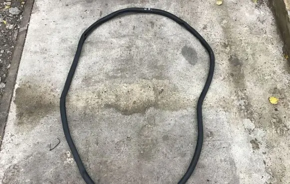 Jeep Cherokee Rubber seal rear door OEM