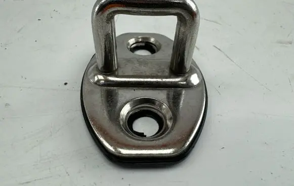 Audi Q2 - Rear door lock loop/hook striker 3C0837033C