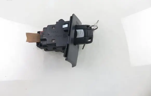 BMW 3 E90 E91 Ignition lock 695471909