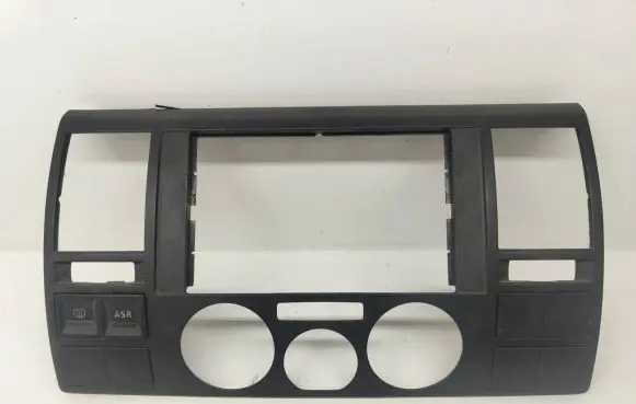 Volkswagen Transporter - Caravelle T5 Radio/GPS head unit trim 7H0857237