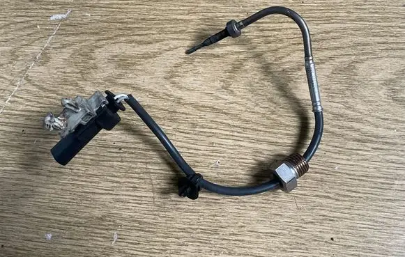 Opel Zafira C Exhaust gas temperature sensor 55579846