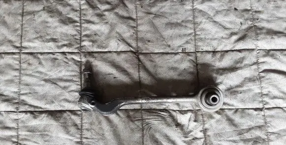 BMW 1 E81 E87 Front lower control arm/wishbone