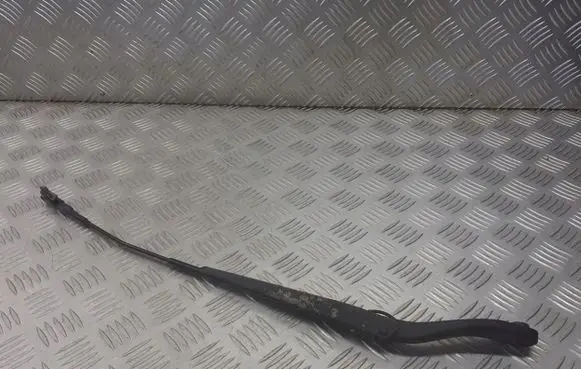 Mazda 3 I Front wiper blade arm