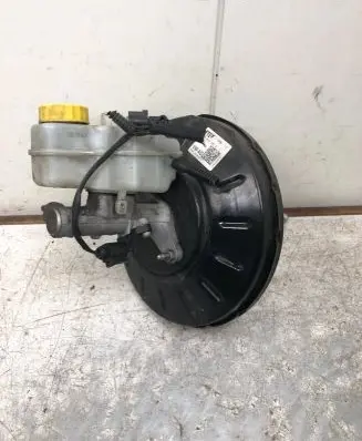 Skoda Fabia Mk2 (5J) Brake booster 6R1614105L