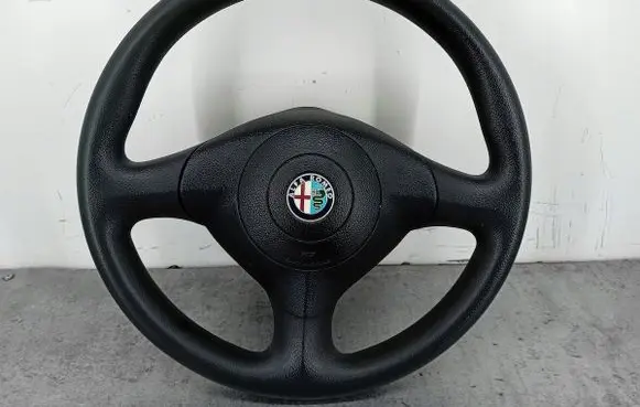 Alfa Romeo 147 Steering wheel