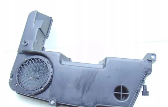 Audi A4 S4 B8 8K Subwoofer speaker 8K9035382