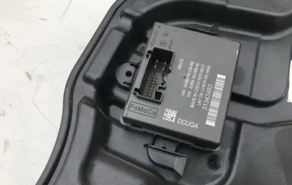 Volvo S60 Door control unit/module 31343482
