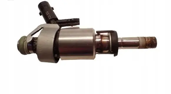 Volkswagen Golf Sportsvan Fuel injector 06G906036C