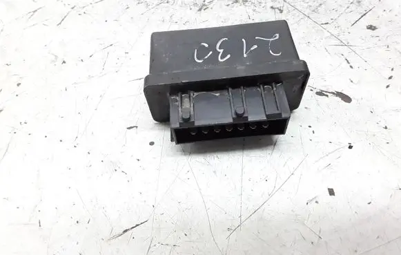 Peugeot 207 Fuel pump relay 240107