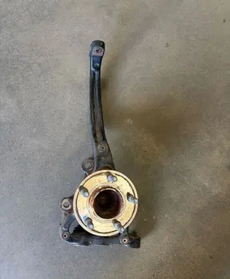 Dodge Challenger Front wheel hub 05168402AE