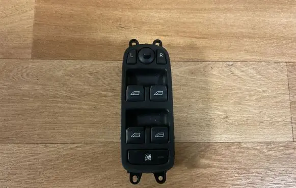 Volvo V50 Electric window control switch 30710788 30710789 30710787