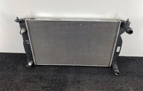Audi A4 S4 B7 8E 8H Coolant radiator 8E0121251AE