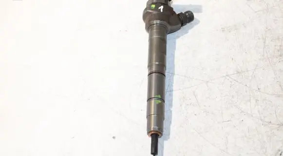 Volkswagen PASSAT CC Fuel injector 03L130277J 0445110369