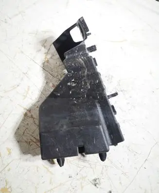 Audi Q5 SQ5 Front bumper mounting bracket