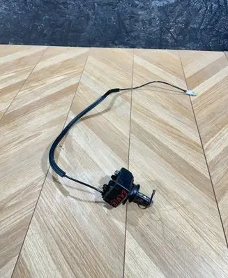 Mercedes-Benz C W204 Ignition lock A2079057101