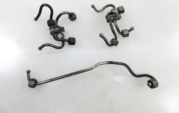 BMW 3 E46 Fuel injector supply line/pipe 