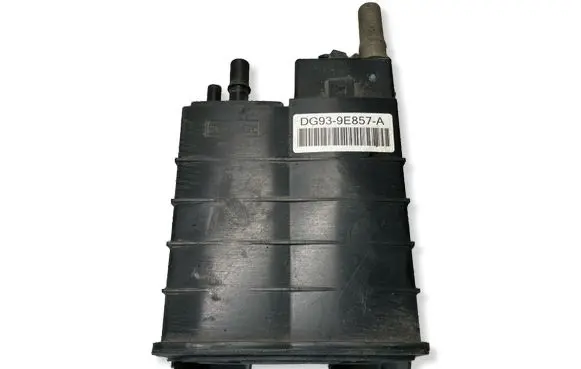 Ford Fusion II Active carbon filter fuel vapour canister DG939E857A