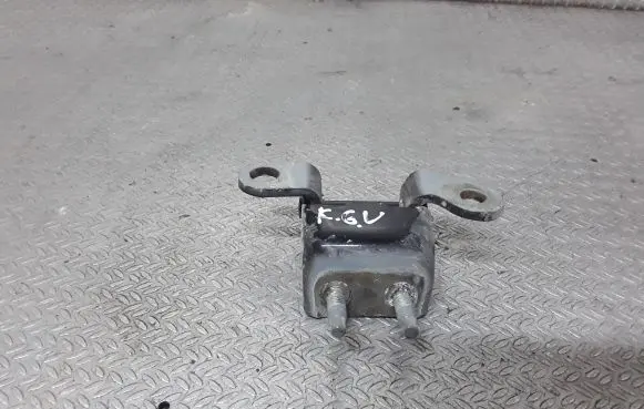 Honda CR-V Rear door upper hinge