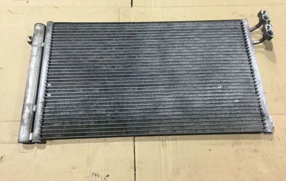 BMW 1 E82 E88 A/C cooling radiator (condenser) 6968743