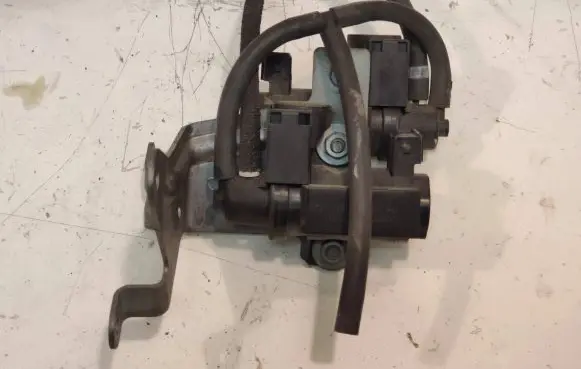 BMW 6 F12 F13 Other engine bay part 7843347 55542310 7626351