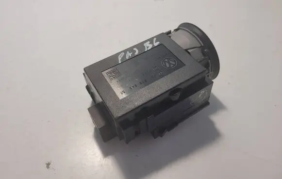 Volkswagen PASSAT B6 Ignition lock 3C0905843M 11600600070434 33303301
