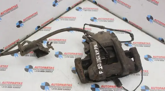 BMW 1 F20 F21 Front brake caliper 6850643 6857687 6799465