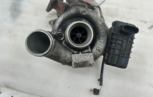 Mercedes-Benz E C207 W207 Turbo A6420905780 7817433 NA002553