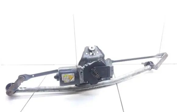 Renault Kangoo I Front wiper linkage and motor