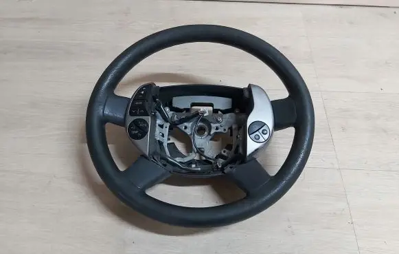 Toyota Prius (XW20) Steering wheel