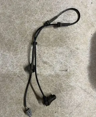 Nissan X-Trail T30 ABS brake wheel speed sensor
