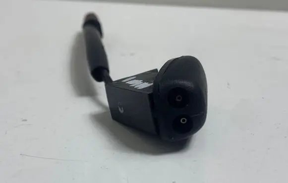 Mini Cooper Countryman R60 Windshield washer spray nozzle 