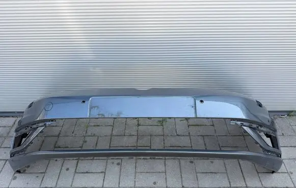 Volkswagen Golf VII Front bumper 5G0807221