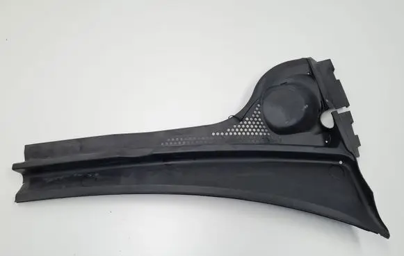 Volkswagen Jetta VI Wiper trim 5C7819404A