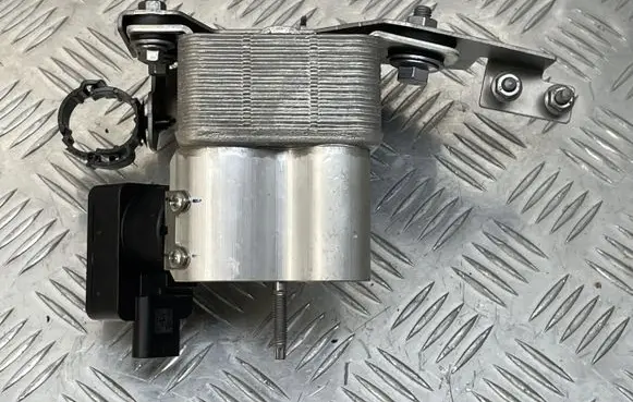 Mercedes-Benz C W206 Coolant radiator