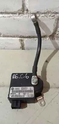 Audi A6 S6 C6 4F Power management control unit 4F0915181A