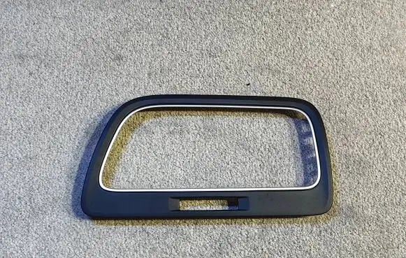 Volkswagen Golf Cross Dashboard side air vent grill/cover trim 5G1819742