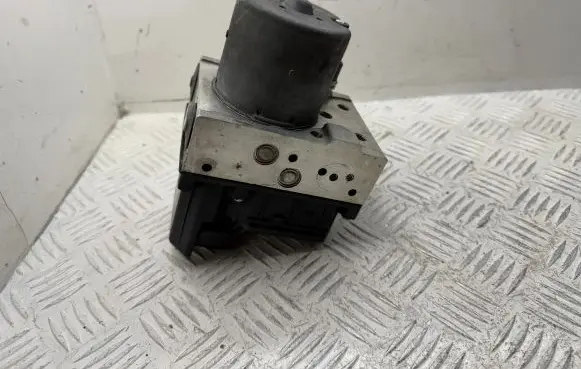 Toyota Avensis T250 ABS Pump 4405005110 4454005050