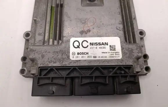 Nissan X-Trail T32 Engine control unit/module 237104BE0D 0281031099 1039S72177